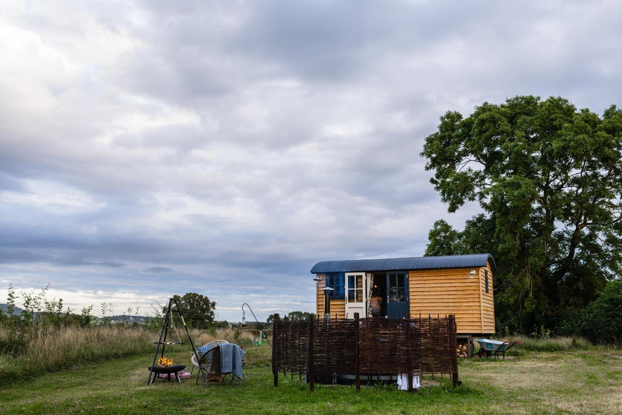 Toadland Shepherd Huts Durham Exterior photo
