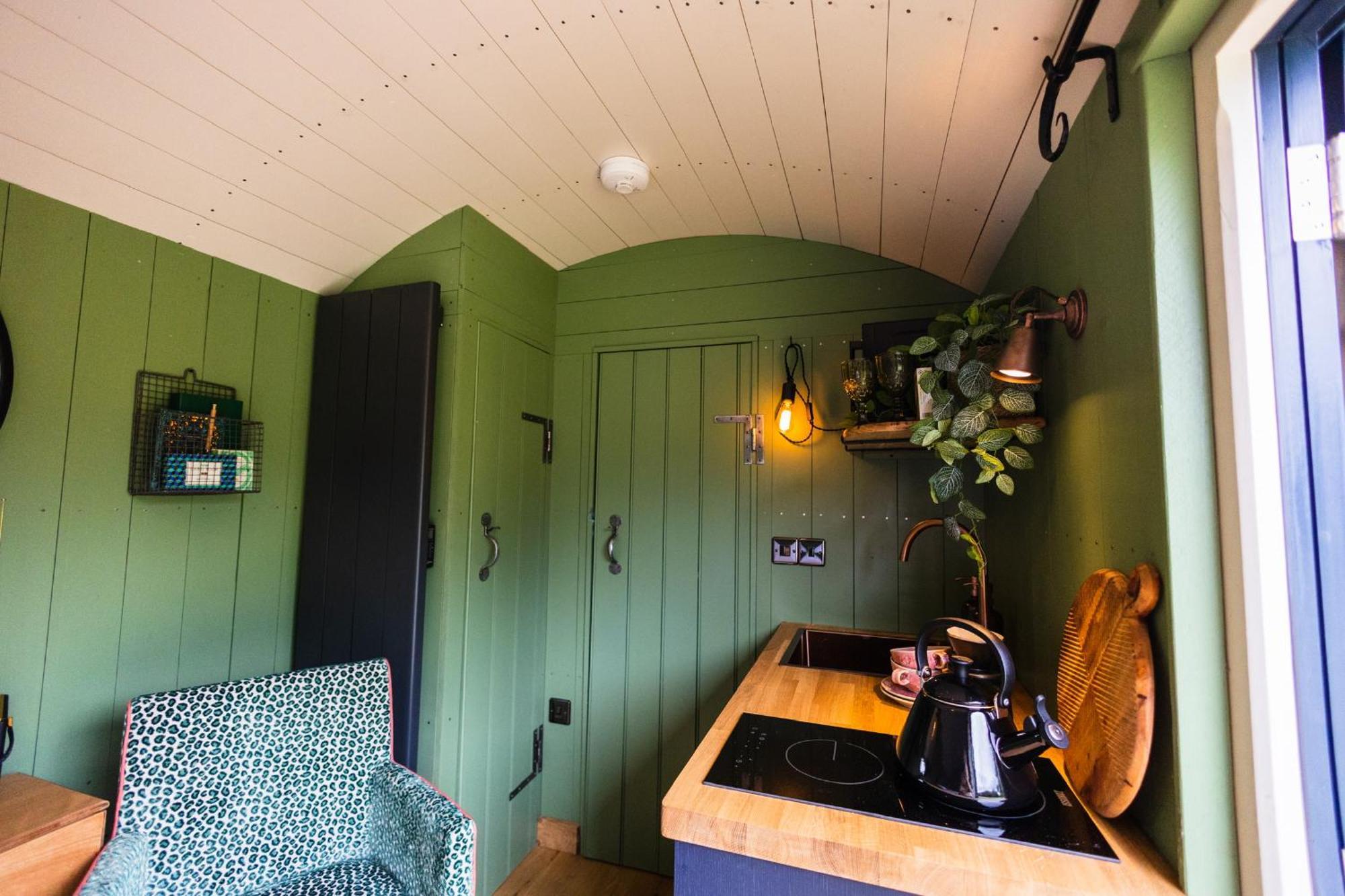 Toadland Shepherd Huts Durham Exterior photo